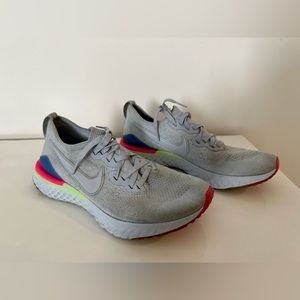 Nike - Epic React Running Shoe - size women’s 10